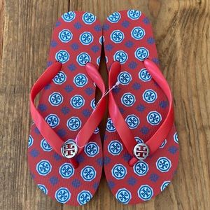 BRAND NEW! NEVER WORN! Tory Burch Size 7 Sandals